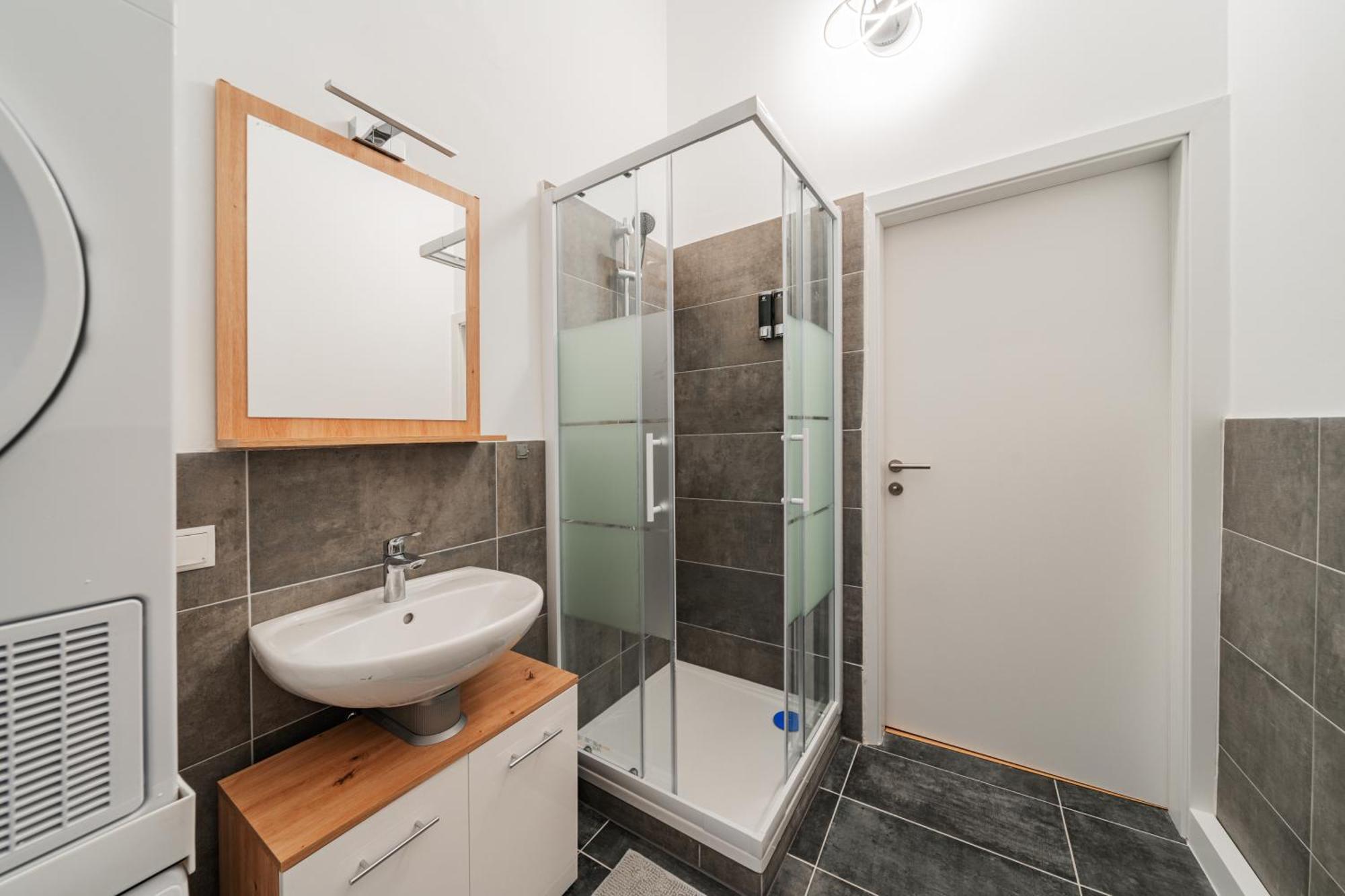 3 Bedrooms - 74Sqm - 10 Min. Inner City Wenen Buitenkant foto